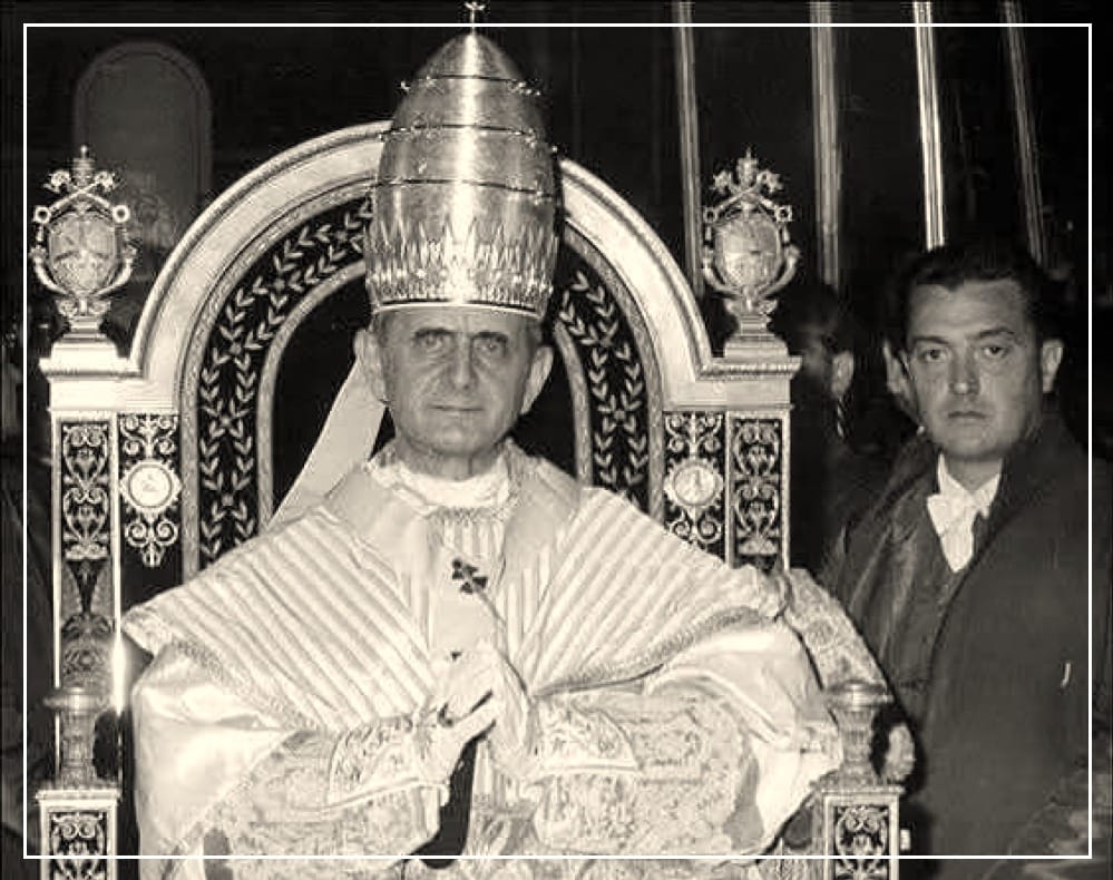 Ai là vị Giáo hoàng cuối cùng đội vương miện ba tầng