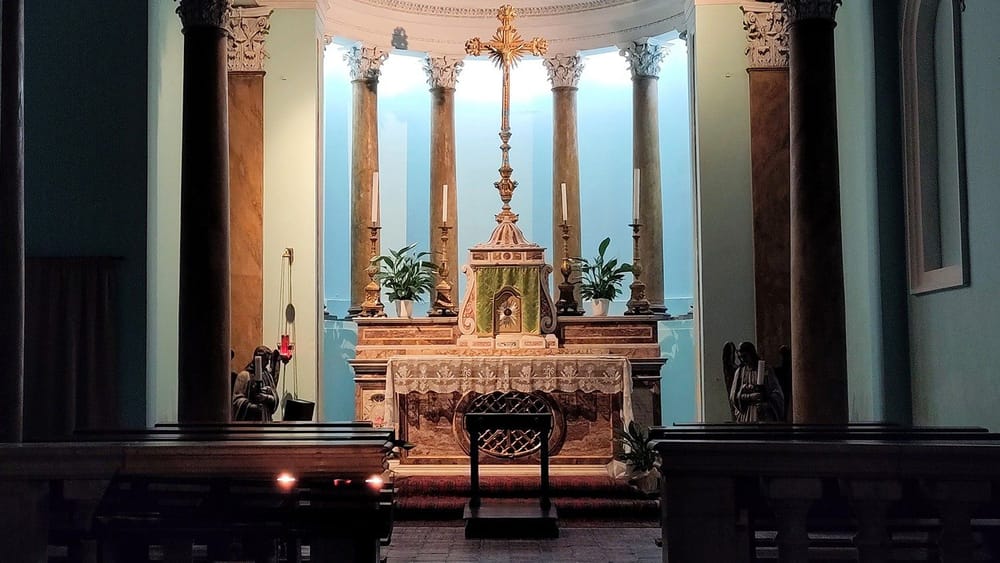 Nhà Tạm tại một đan viện ở Tây Ban Nha bị cạy phá, Mình Thánh Chúa bị đánh cắp