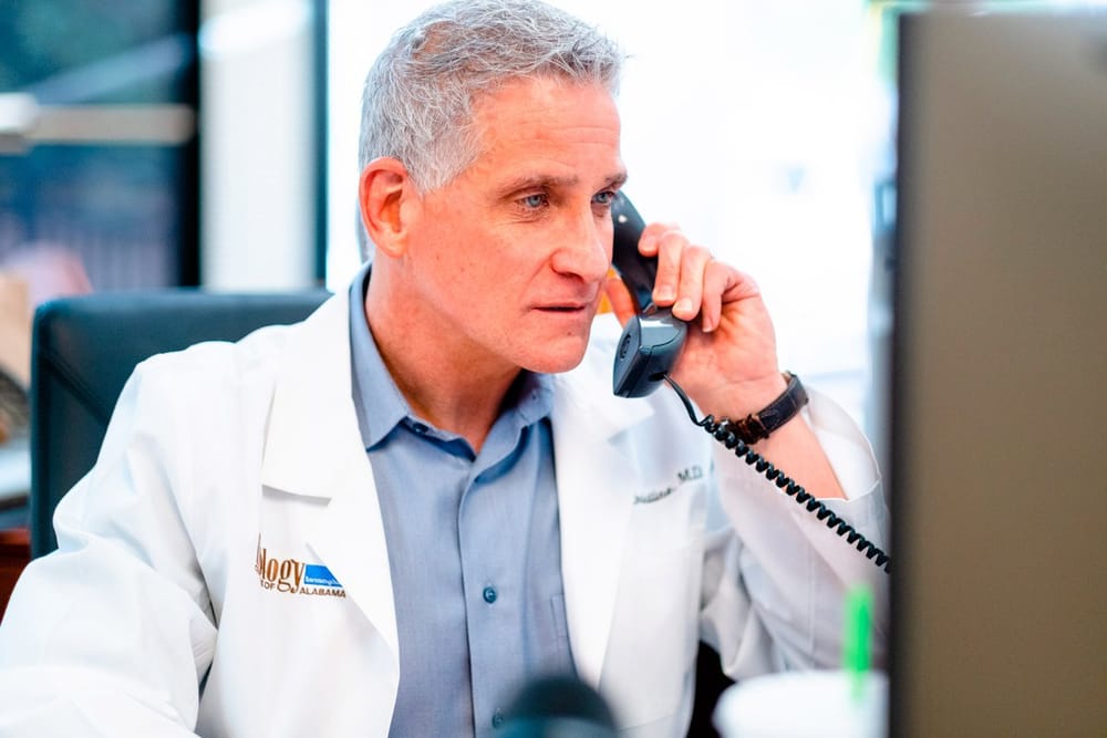 Thứ trưởng Y tế Hoa Kỳ: “Đức tin Công giáo hướng dẫn tôi”