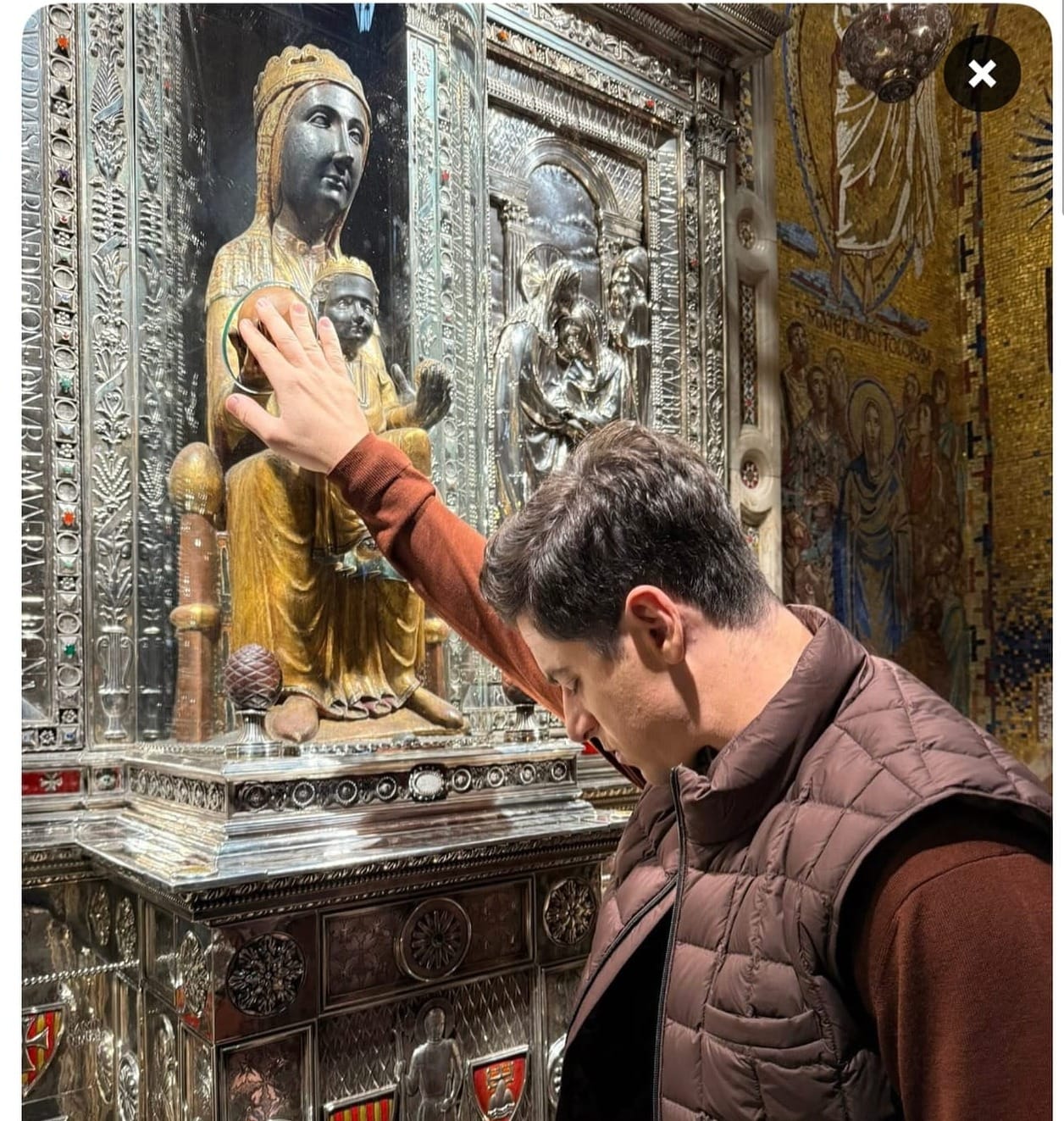 DAVID HENRIE – SỐNG ĐỨC TIN CÔNG GIÁO GIỮA HOLLYWOOD