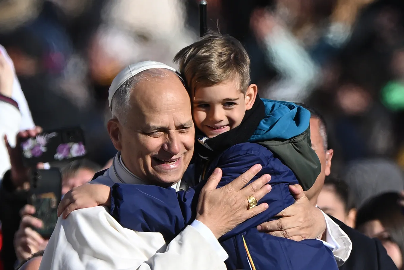 Giáo hoàng Leo XIV khuyên học sinh Mỹ không dùng AI giải bài tập