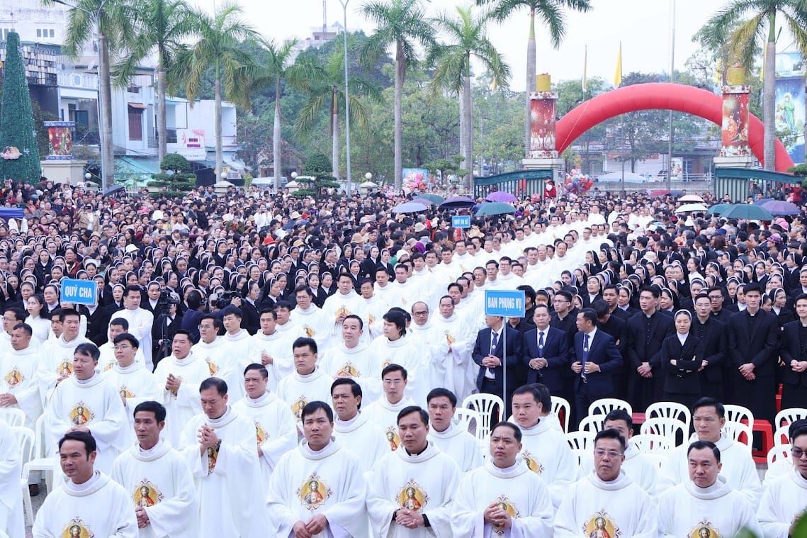 Giáo phận Thanh Hóa: Thánh lễ Bế mạc Năm Thánh 2025 – Những người hành hương của Hy Vọng