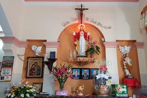 Người Công giáo có “bỏ ông bà” không?