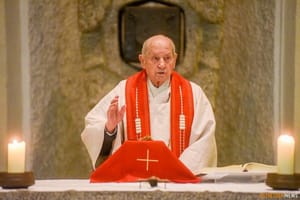 Đức Thánh Cha chúc mừng linh mục cao tuổi nhất thế giới nhân sinh nhật 110 tuổi