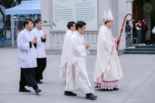 Bốn Giáo: Vĩnh Phúc – Thái Nguyên – Bắc Kạn – Tuyên Quang Hạt Mừng Tất Niên Và Chúc Tết Đức Cha Giuse