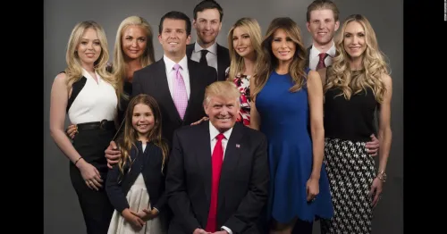 Tổng Thống Donald Trump - Vợ và các con theo Công Giáo hay Tin Lành?