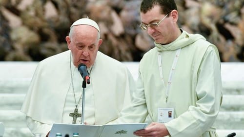 Chủ nghĩa giáo sĩ trị trong Giáo hội Công giáo: Phê phán và giải pháp từ triều đại Đức Phanxicô