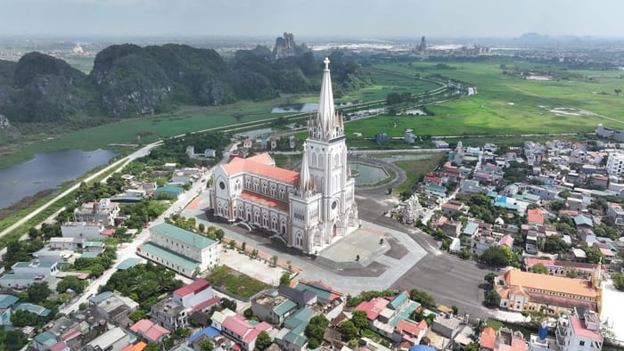 Mạnh thường quân ủng hộ 400 tỷ đồng xây nhà thờ lớn nhất Đông Nam Á tại Phát Diệm